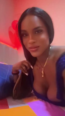 Thais Caicedo 