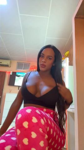 Thais Caicedo 