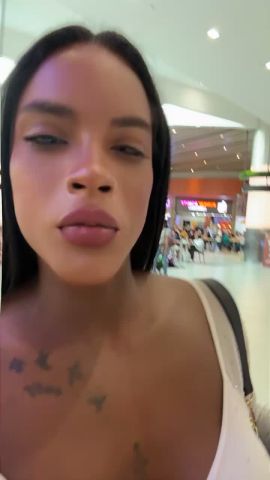 Thais Caicedo 