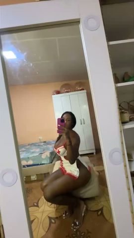Thais Caicedo 
