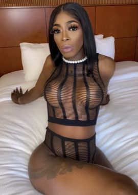 Reyonna Nichole 