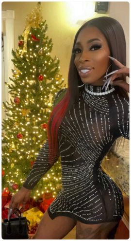 Reyonna Nichole 