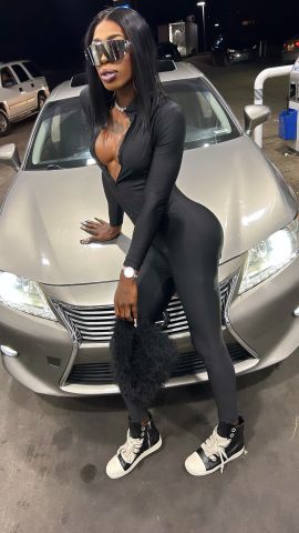 Reyonna Nichole 