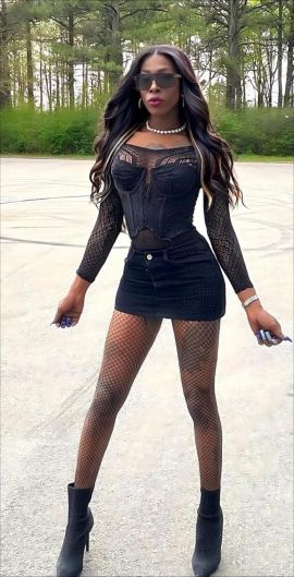 Reyonna Nichole 