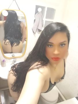 TS Melissa xxxl sexy
