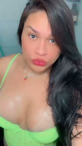 TS Melissa xxxl sexy