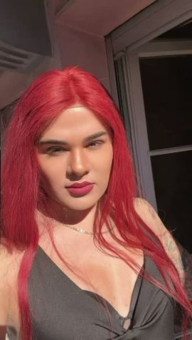 MIKAELLA VINOT 