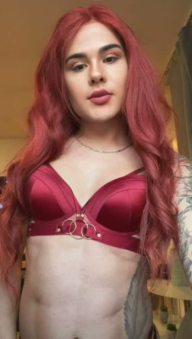 MIKAELLA VINOT 