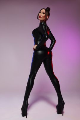 Shemale Yana 