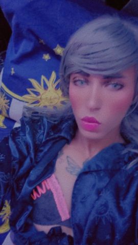 QueenR