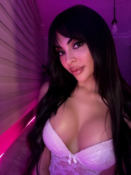 SEXY,LATINA,CHILENA?QUE MEJOR 🇨🇱 soy Ignacia, una chica divertida, caliente,sexy, me gusta dar información por privado, no me cierro a nada, Me encanta que todo lo que hablemos sea entre tú y yo si quieres más información escríbeme al WhatsApp❤️💕