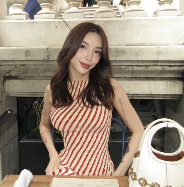 Soy Chloe Alexa , una joven de 22 años de edad.
En mi encontrarás una chica linda, educada, con buen tema de conversación, súper complaciente y entregada a la hora de hacer el amor… soy alta, blanca, lindos senos, delgada (cero exageraciones), mayormente pasiva pero tengo un caramelo de 23 cm el cual podrás probar sin problemas; solamente trabajo en HOTEL/MOTEL/TU DOMICILIO para que lo tengas presente. (Solo hombres serios, ya que para mí el tiempo de ambos es importante) 

Llámame o envíame un WhatsApp para brindarte más información. Estoy disponible  24/7 

