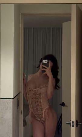 Chloe A