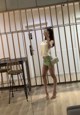 Chloe A