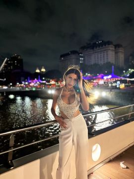 Adriana C