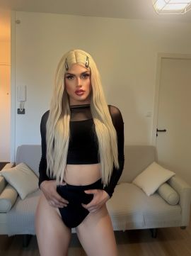 Anndrea Valentina