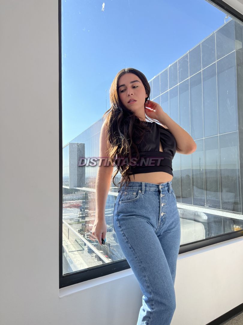 Alina Garza