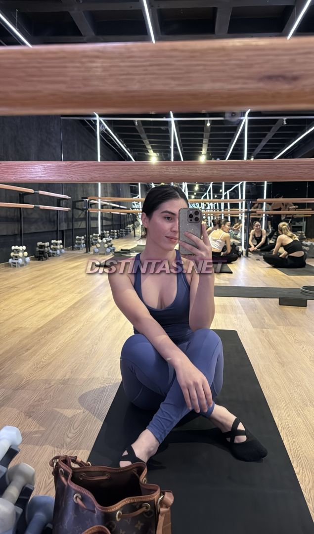 Alina Garza