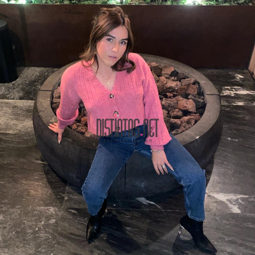 Alina Garza
