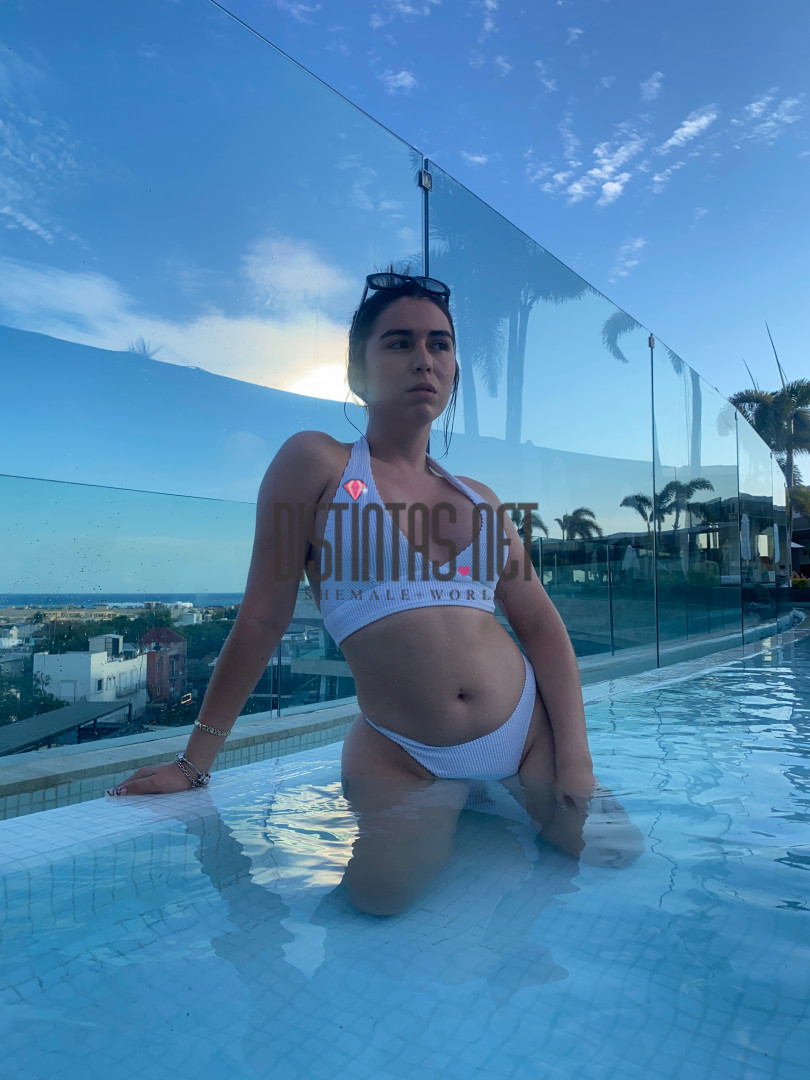 Alina Garza