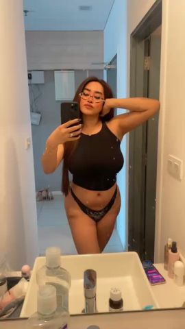 BOMBSHELL CURVEY CHLOE