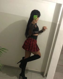Amber Mendoza 