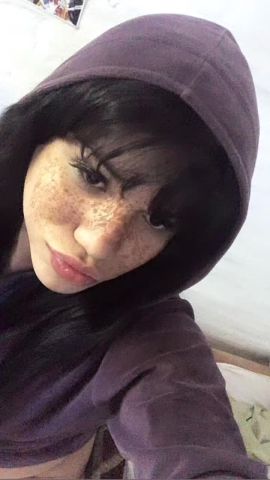Amber Mendoza 