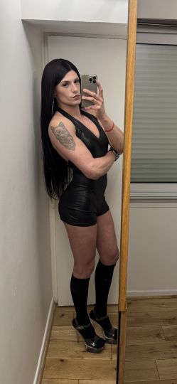 Nicolle bolzanny dominatrix