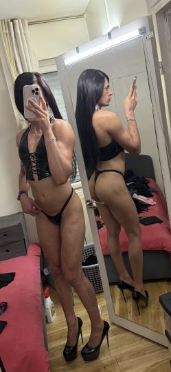 Nicolle bolzanny dominatrix