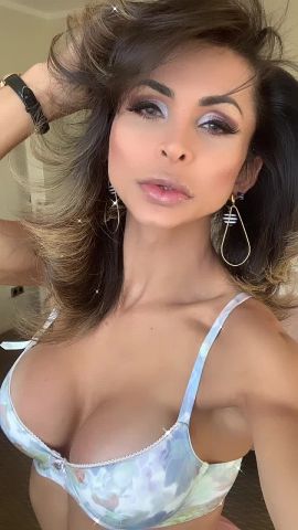 Pollyana Santoriny