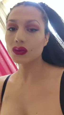 Nicole Tragona Chilena