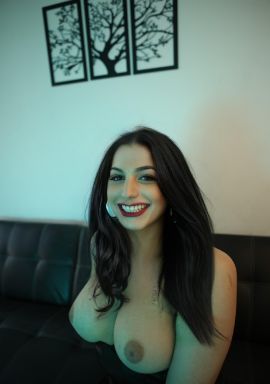 Nicole Tragona Chilena