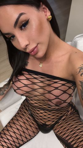 Julia Azevedo