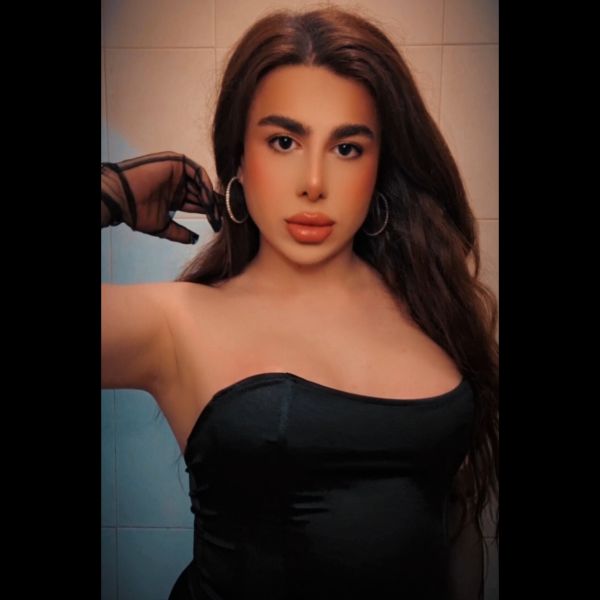 Hi i'm Melissa Most Feminine Hot Transsexual in Yerevan. Pics are mine and real. Only educated people. For a meeting you need to arrange 2_3hours in advance.
Don't text me if you not in Yerevan!