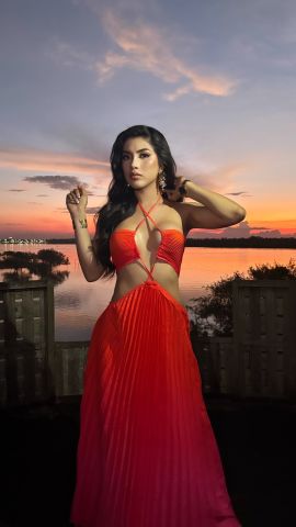 Nicol hot 