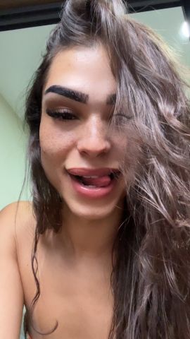 Viktoria Boneca