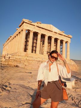  Livia