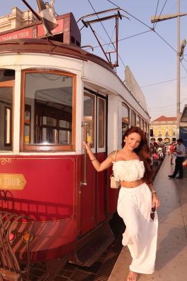  Livia