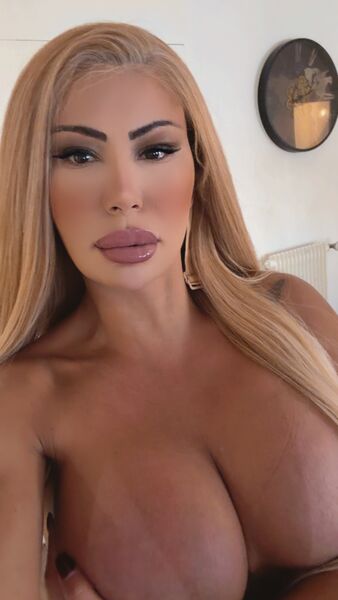 Escort trans Victoria trans chaude à Annemasse
