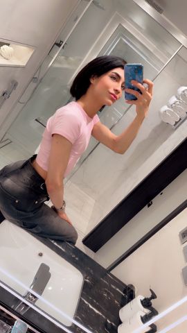 Nouf Arab