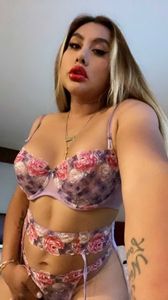 Miranda Lobato