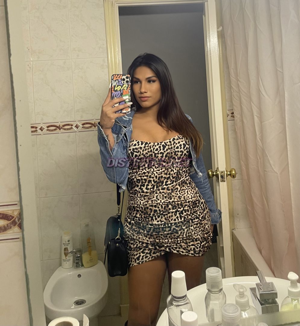Alexandra Sifuentes