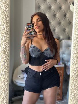 Alexandra Sifuentes