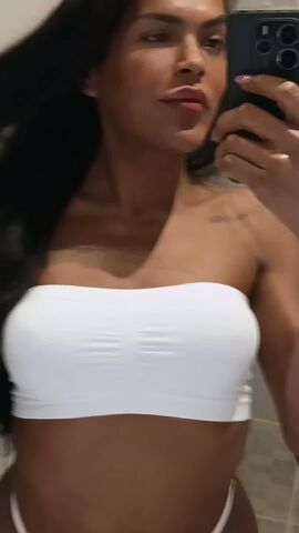 Bella Belluthi