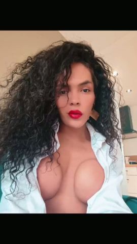 Bella Belluthi 