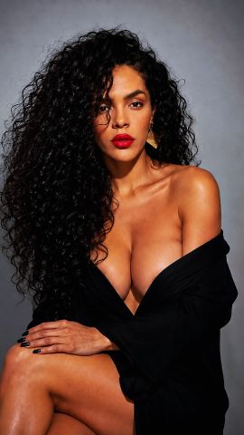 Bella Belluthi 