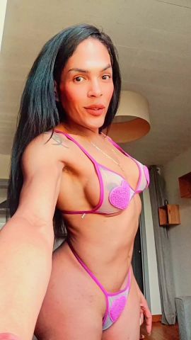 Bella Belluthi 