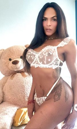 Bella Belluthi 
