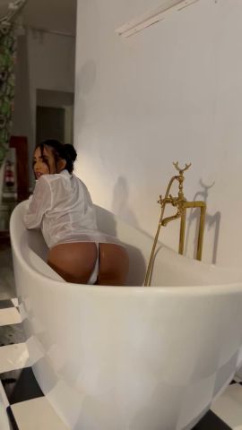 Georgina Ts