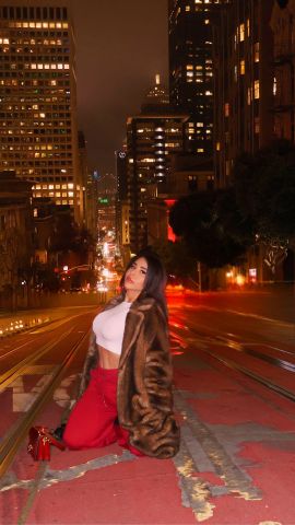 Ariana XXL
